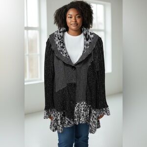 Sioni Women's Patchwork Sweater Fuzzy Ribbed Animal Print Size Large.